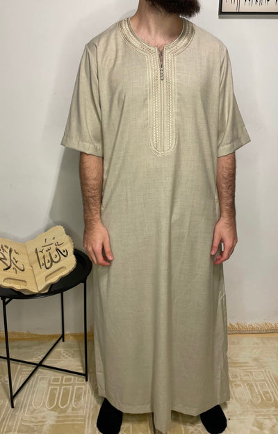 Qamis Maghrébins