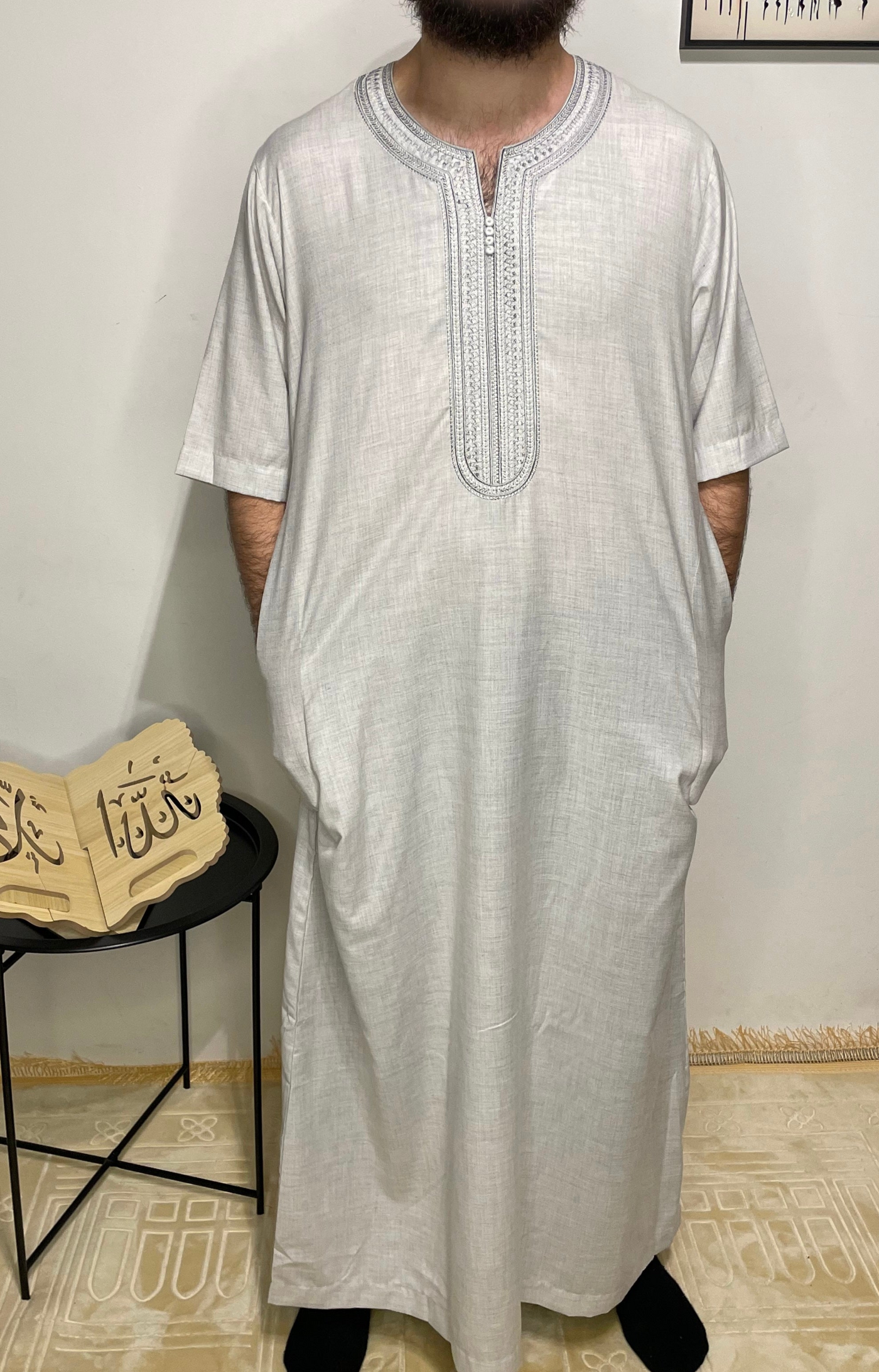 Qamis Maghrébins