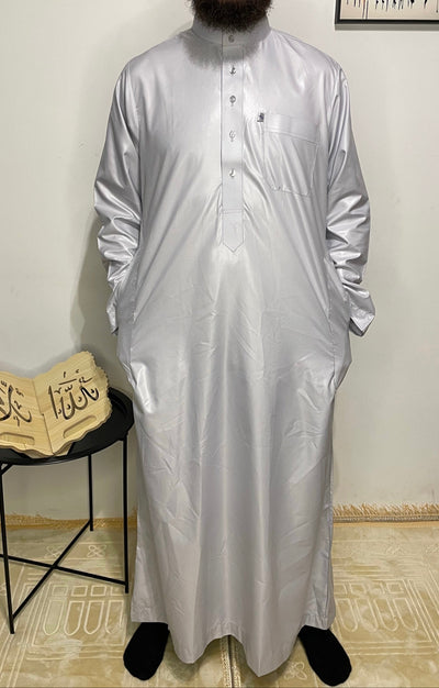 Qamis Saoudien